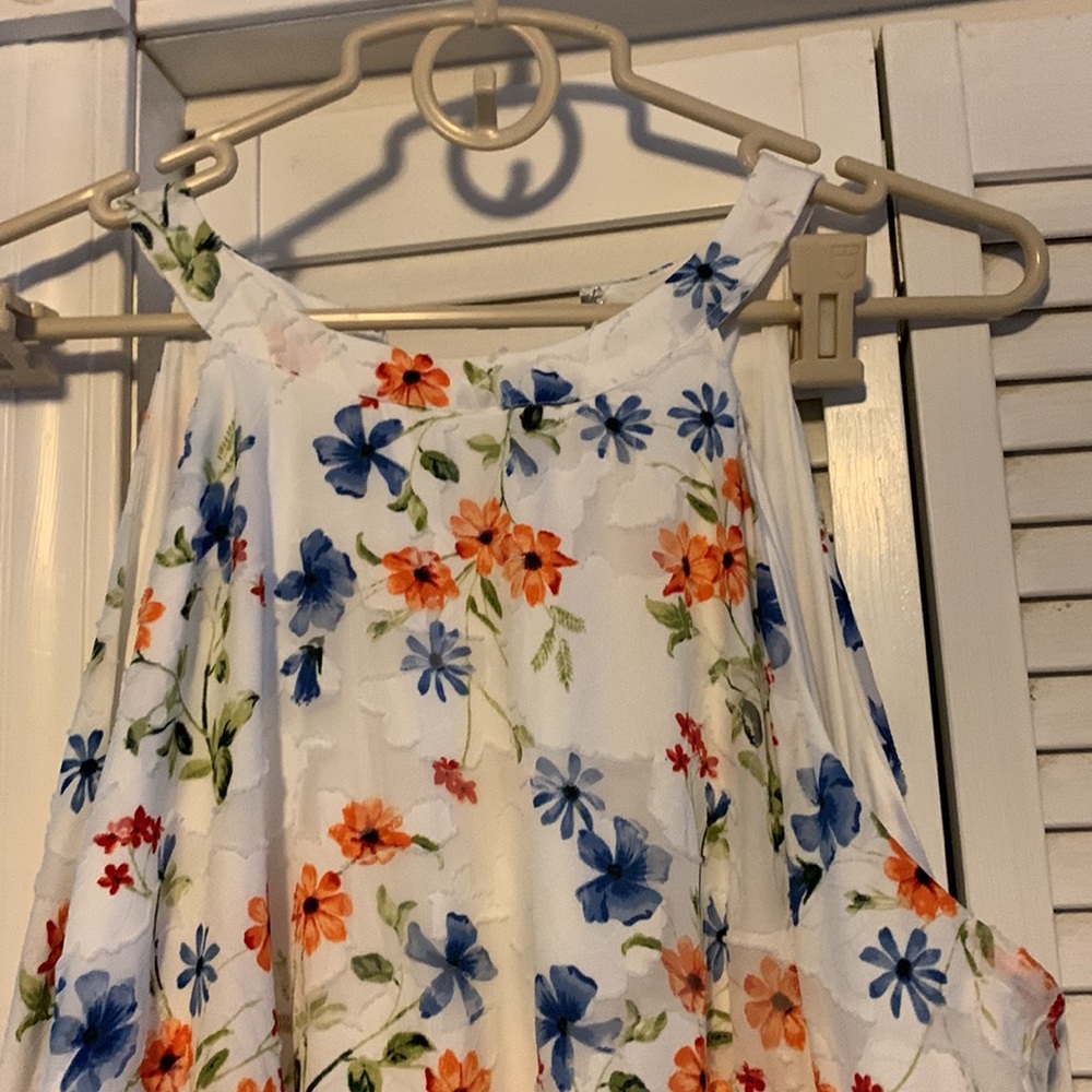 Elle Maxi Dress - Picture 3 of 9